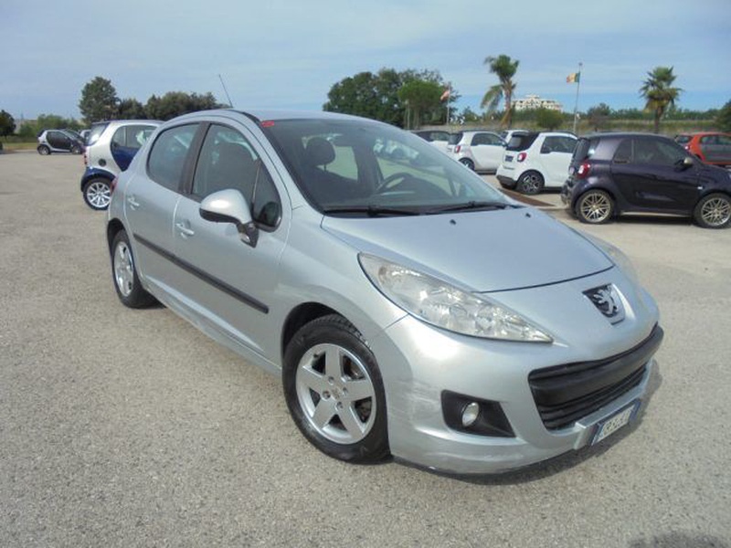 Peugeot 207