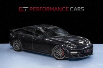 Porsche Panamera 2021