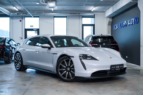 Porsche Taycan 2022