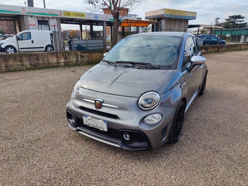 Abarth 595 2021