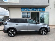 Peugeot 5008 2021