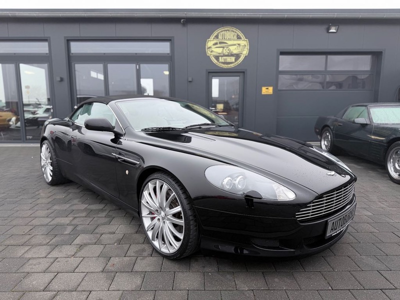 Aston Martin DB9