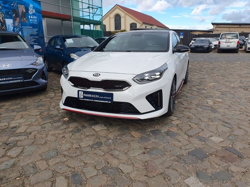 Kia pro cee'd / ProCeed 2019
