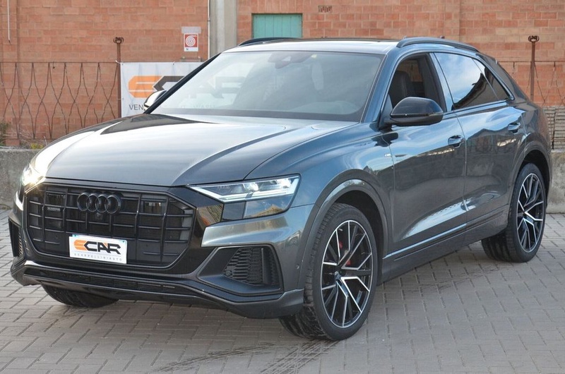 Audi Q8