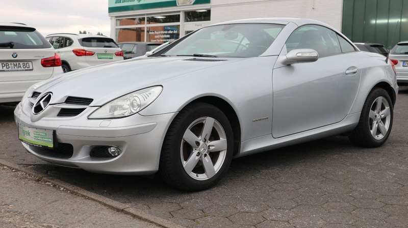 Mercedes-Benz SLK-Class