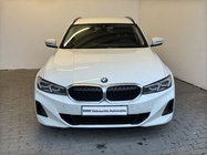 BMW 3 Series 2022
