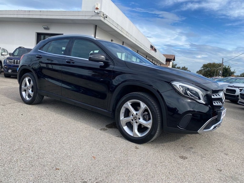 Mercedes-Benz GLA-Class