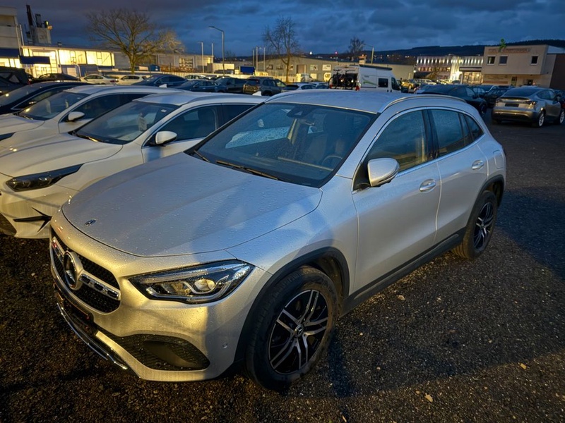 Mercedes-Benz GLA-Class