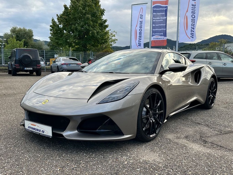 Lotus Emira