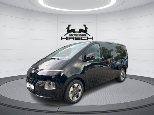 Hyundai Staria 2025