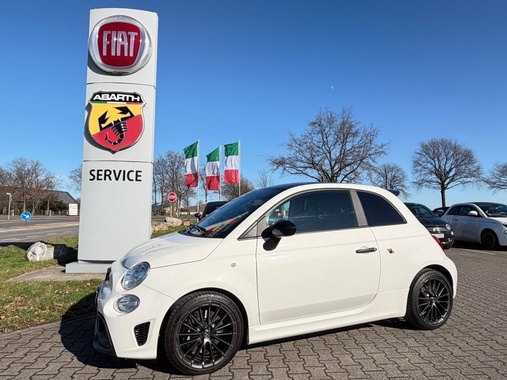 Abarth 695 2022