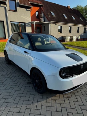 Honda e 2022