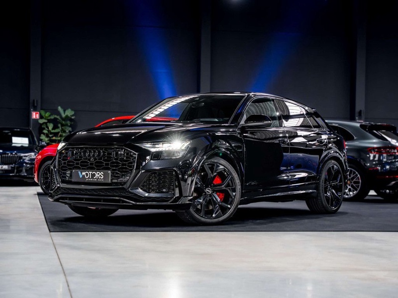 Audi RSQ8