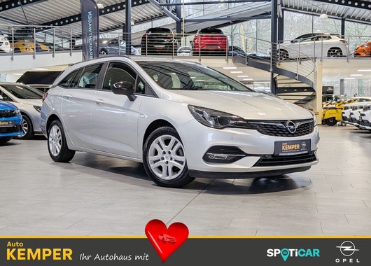 Opel Astra 2022