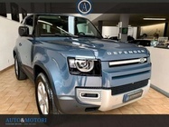 Land Rover Defender 2022