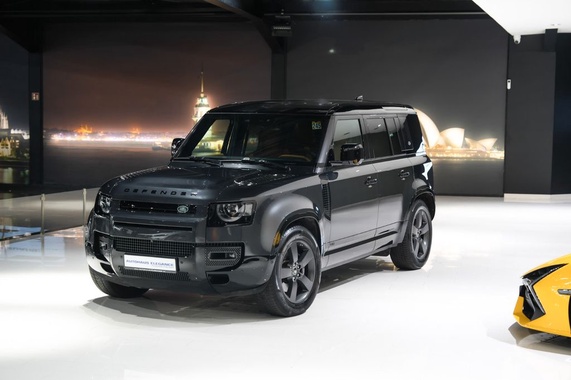 Land Rover Defender 2023