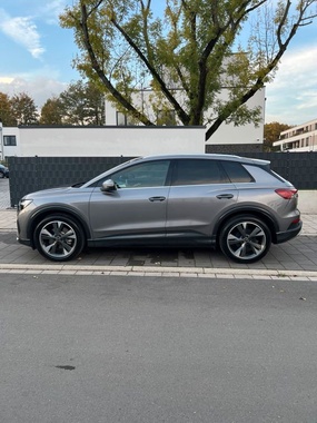 Audi Q4 e-tron 2023