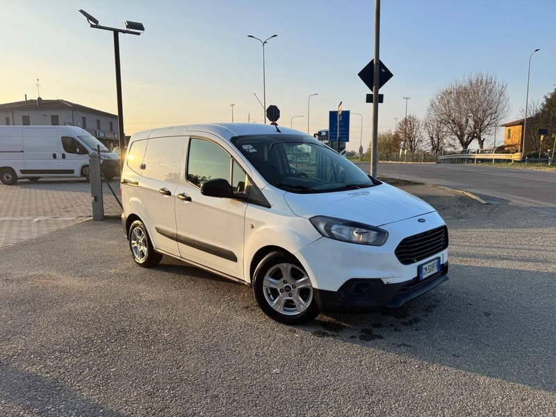 Ford Transit Courier