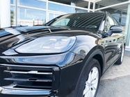 Porsche Cayenne 2025