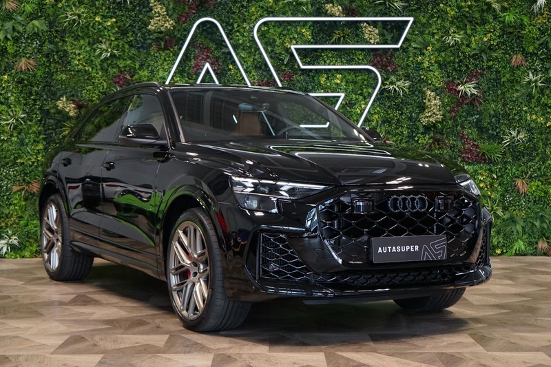 Audi RSQ8