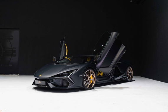 Lamborghini Revuelto 2026