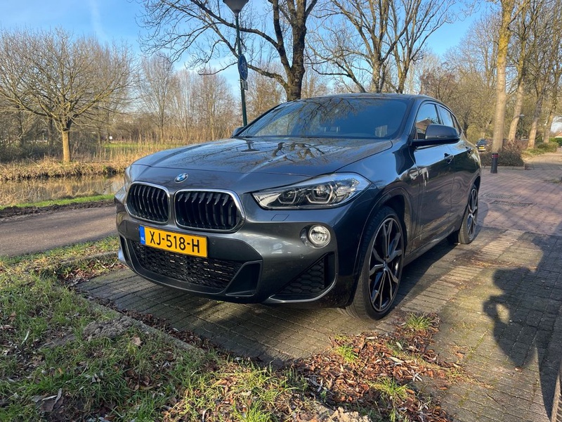 BMW X2