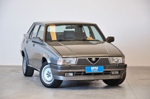 Alfa Romeo 75 1987