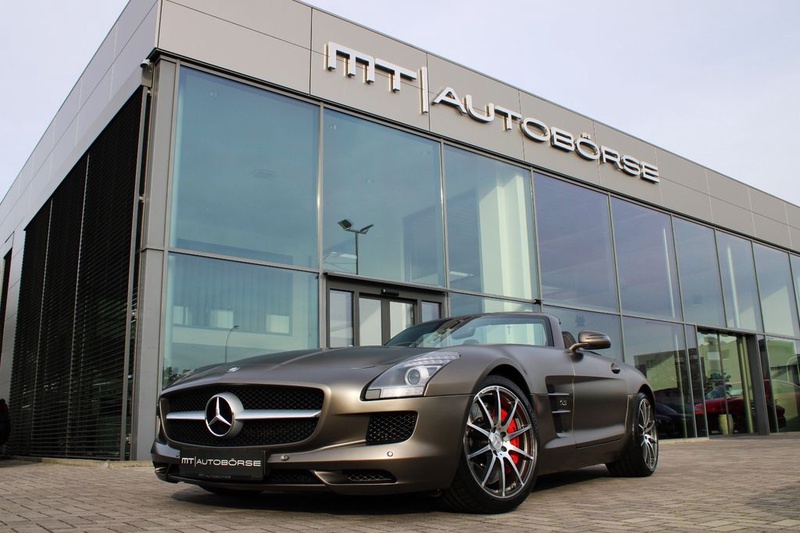 Mercedes-Benz SLS AMG