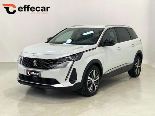 Peugeot 5008 2022