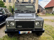 Land Rover Defender 2012