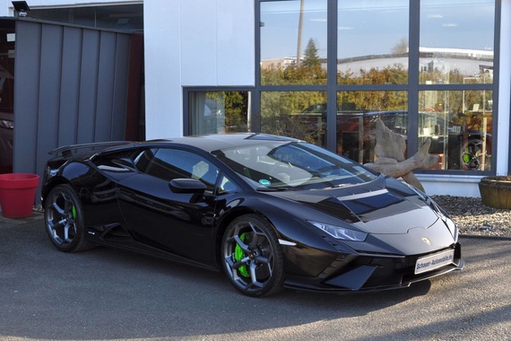 Lamborghini Huracan 2024