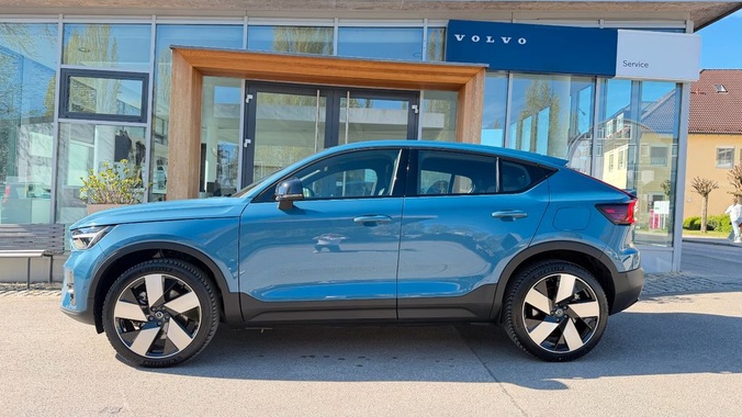 Volvo C40 2022