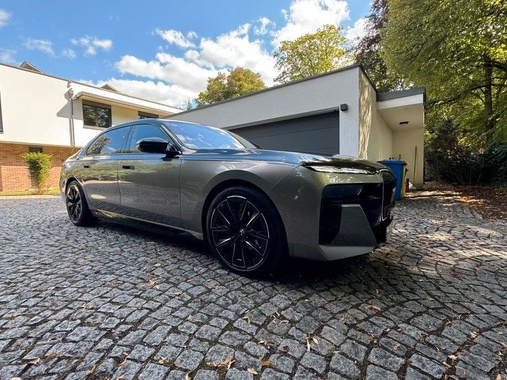 BMW 7 Series 2023