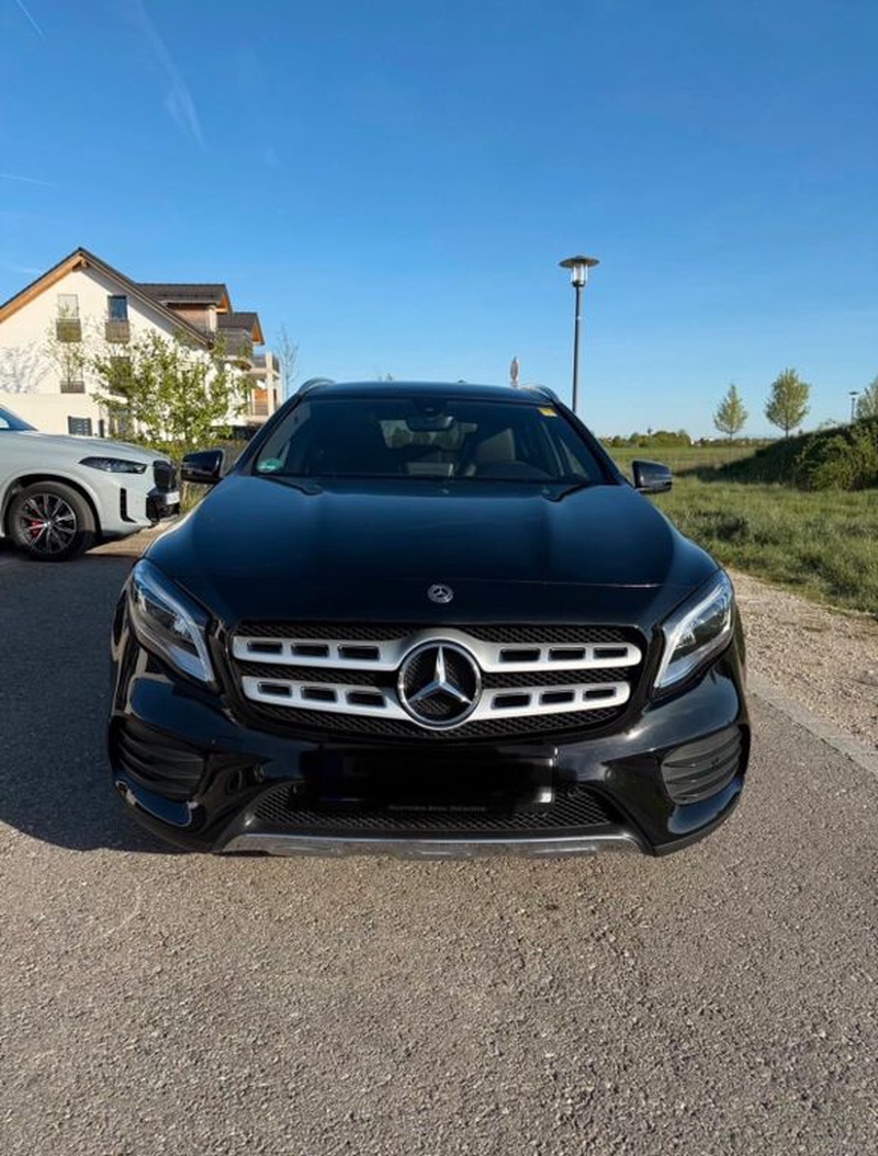 Mercedes-Benz GLA-Class