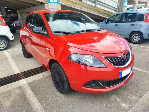Lancia Ypsilon 2021