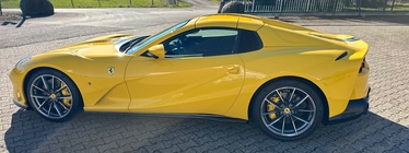 Ferrari 812 2022