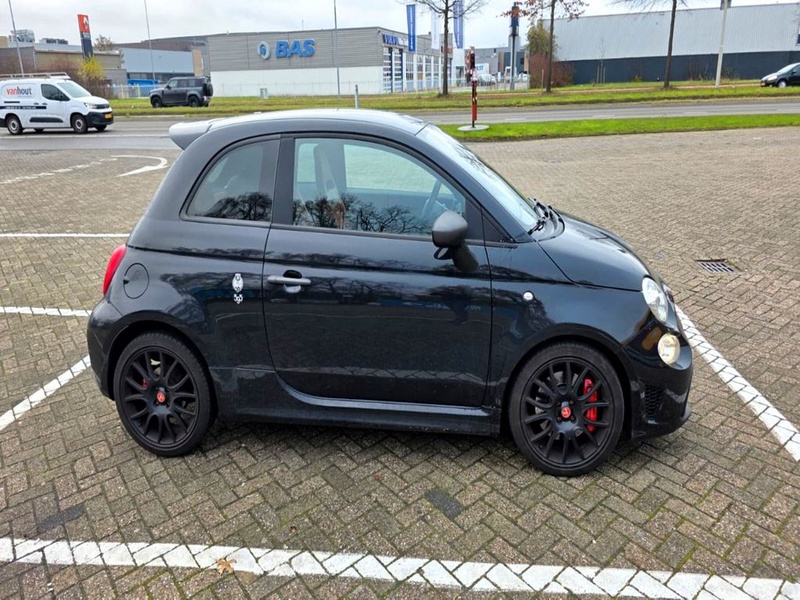 Abarth 595
