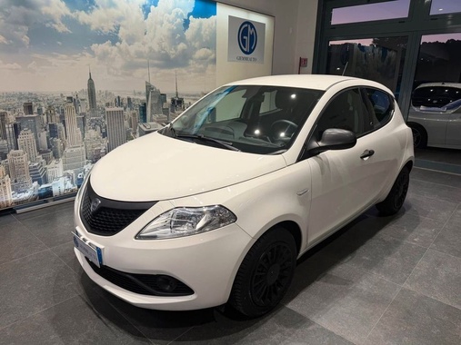 Lancia Ypsilon 2020