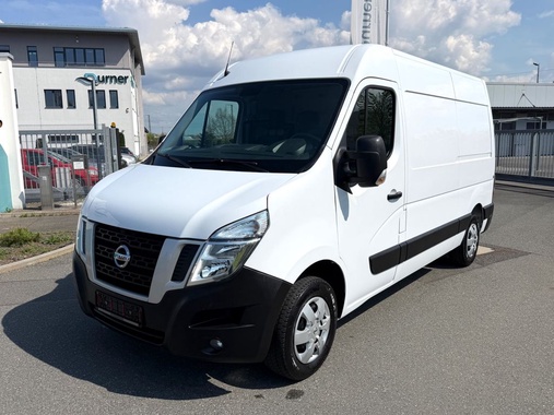 Nissan NV400 2019