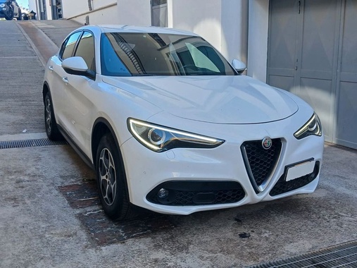 Alfa Romeo Stelvio 2022