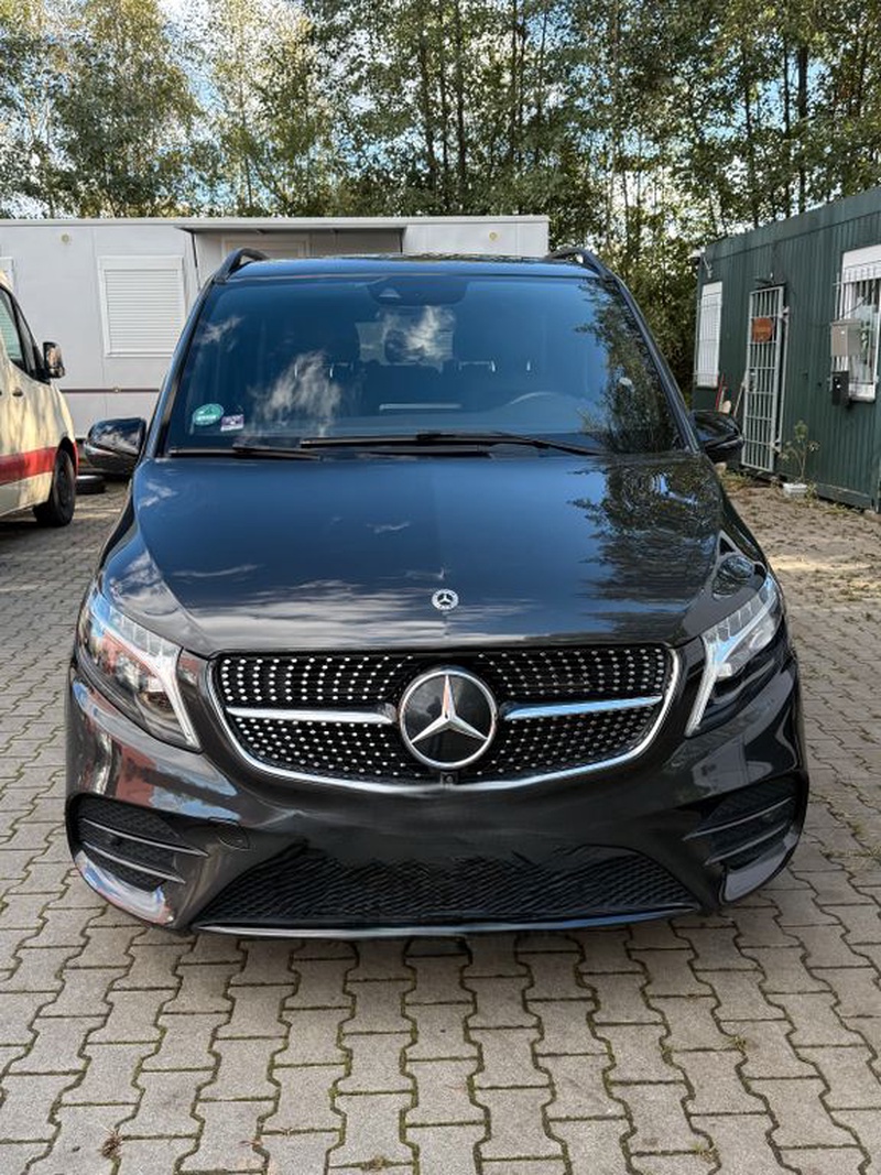 Mercedes-Benz V-Class