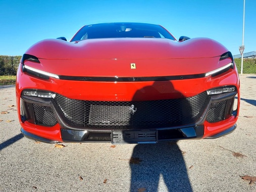 Ferrari Purosangue 2024