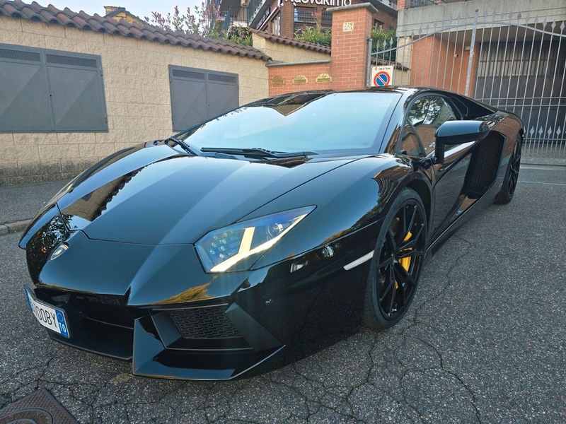 Lamborghini Aventador