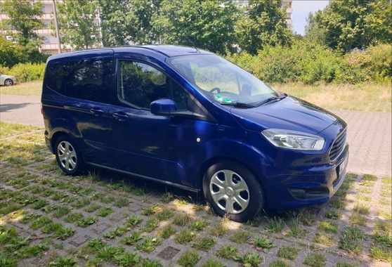 Ford Tourneo Courier 2015