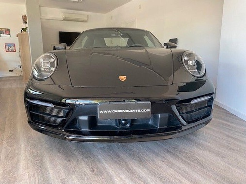 Porsche 911 2023