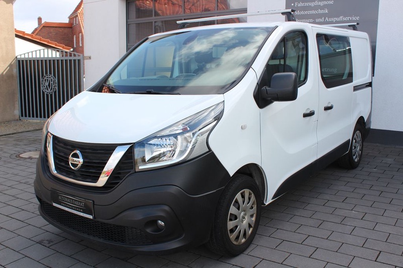 Nissan NV300