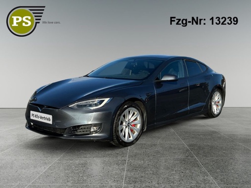 Tesla Model S 2020