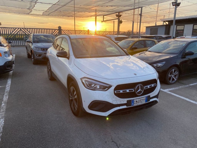 Mercedes-Benz GLA-Class