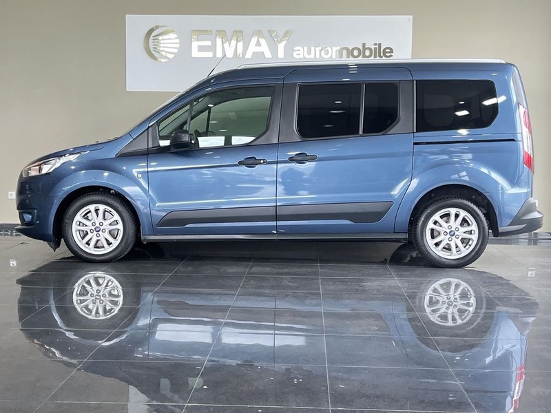 Ford Grand Tourneo