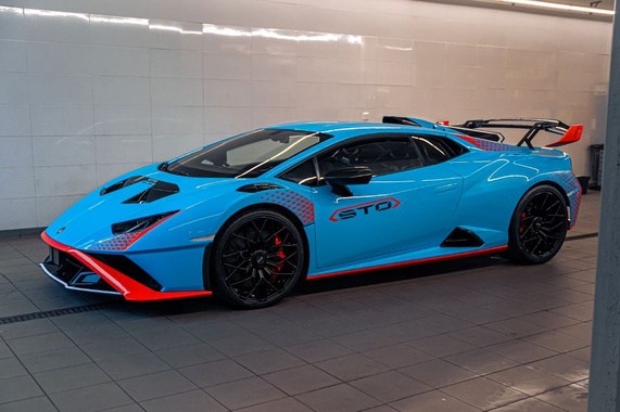 Lamborghini Huracan 2024